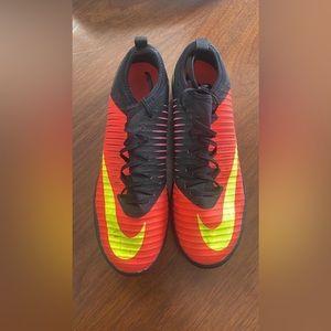 Nike indoor soccer cleats